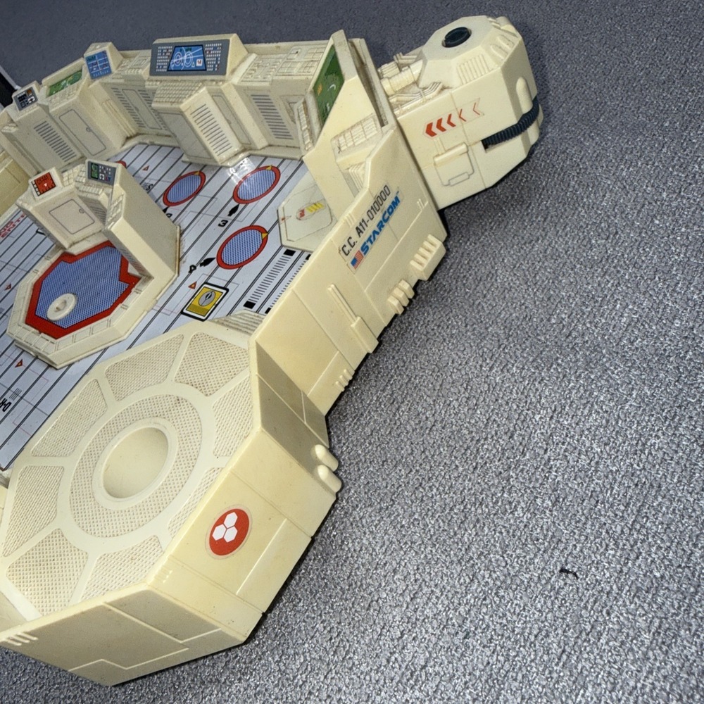 Vintage Starcom Space Station Command Center Playset Decompression Chamber 1987 - Picture 5 of 6